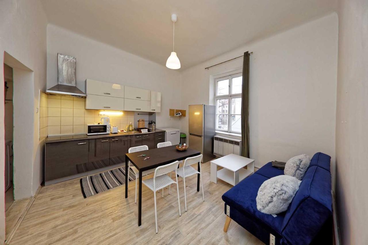 Peter'S Tower Apartments 프라하 외부 사진
