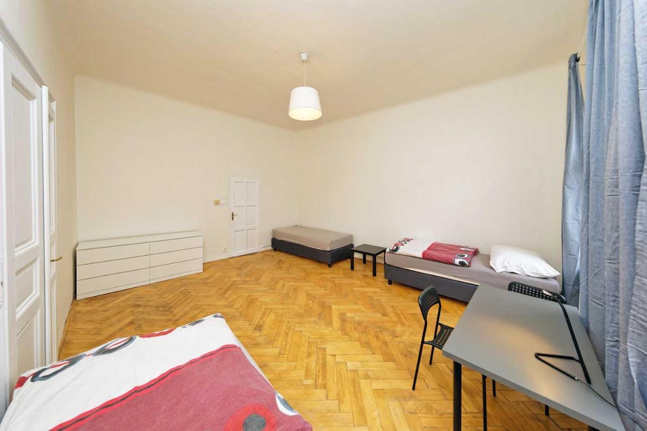 Peter'S Tower Apartments 프라하 외부 사진