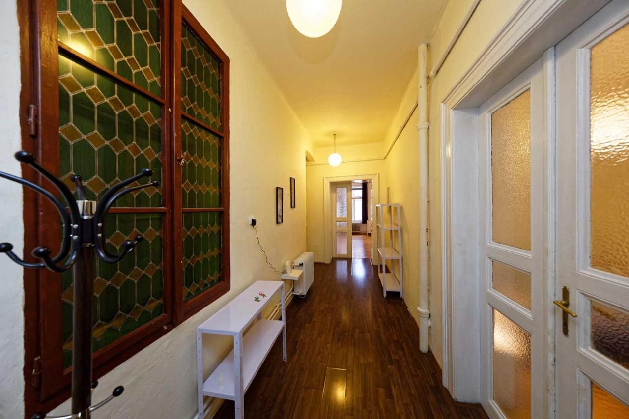 Peter'S Tower Apartments 프라하 외부 사진